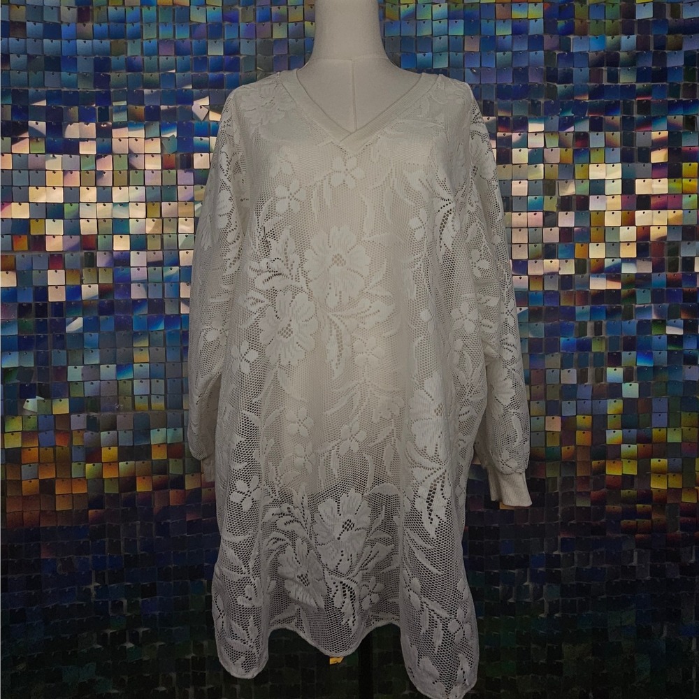 Lace Tunic Top V-Neck Long Sleeve Floral Sheer Cream Cover‎ Up